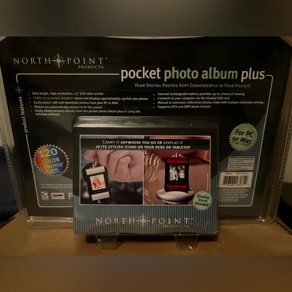 NIB- North Point Pocket Photo Album Plus - Digital Keychain With Stand